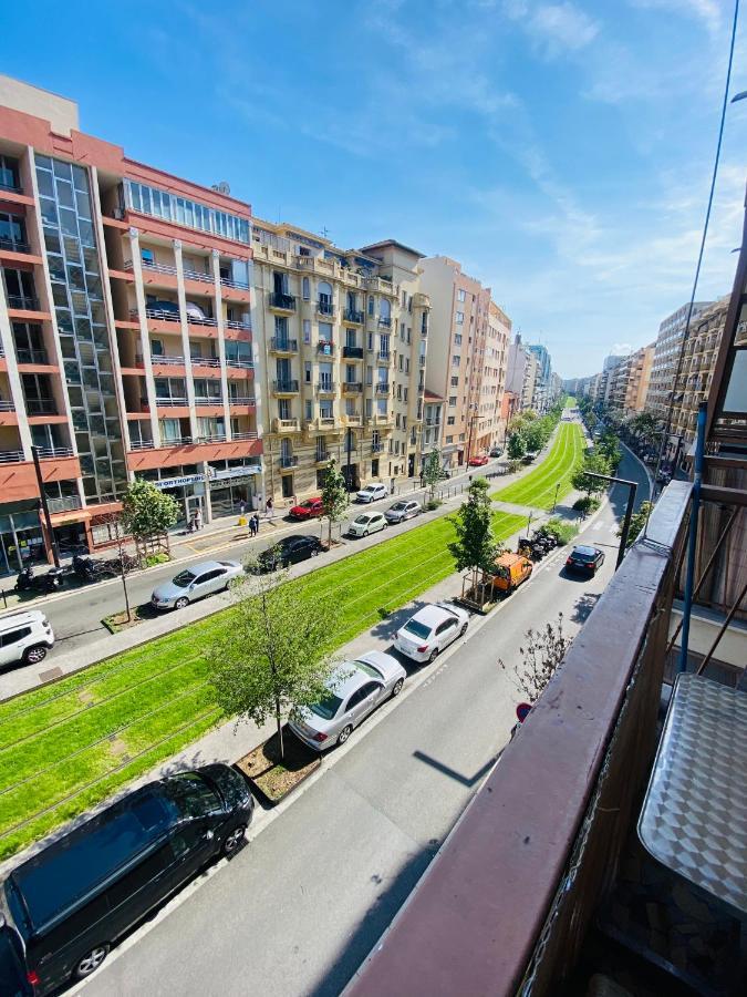 Magnifique Appartement 60M2 ,3 Pieces , Equipee,Tres Lumineux, 2 Minutes A Pied De La Plage Nizza Kültér fotó