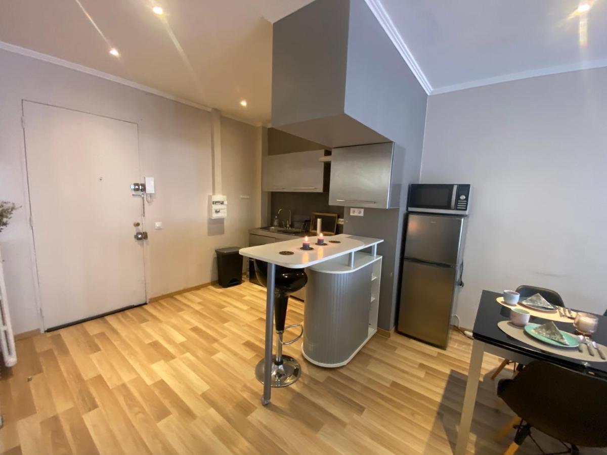 Magnifique Appartement 60M2 ,3 Pieces , Equipee,Tres Lumineux, 2 Minutes A Pied De La Plage Nizza Kültér fotó