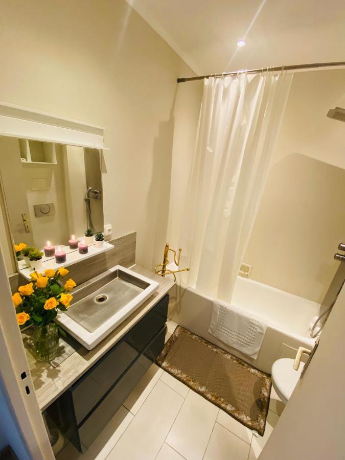 Magnifique Appartement 60M2 ,3 Pieces , Equipee,Tres Lumineux, 2 Minutes A Pied De La Plage Nizza Kültér fotó